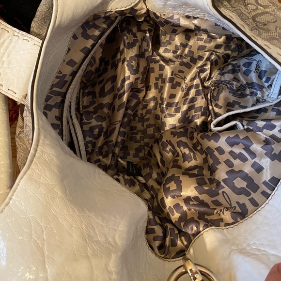 Vintage Guess hobo bag - Picture 3 of 4